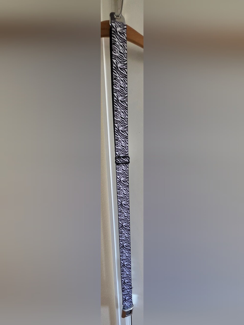 Zebra Print Strap in Black and White